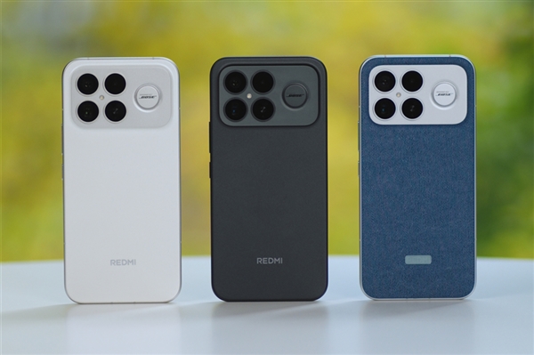 华为Mate XT 2外观大改：U型三折叠+横排后摄